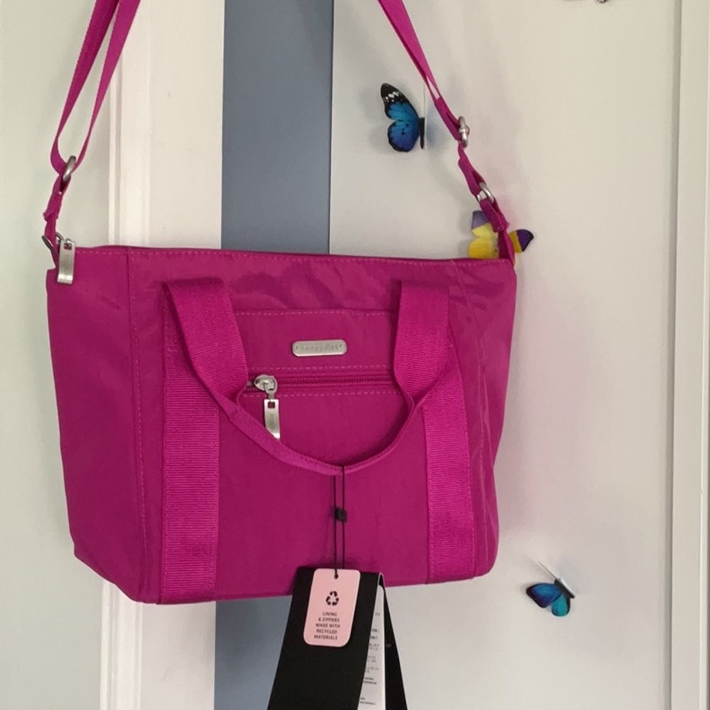Baggallini Pink Tote Bag - Picture 2 of 13